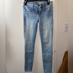 American Eagle light wash jeans